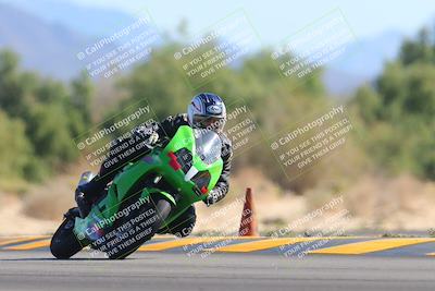 media/Nov-06-2022-SoCal Trackdays (Sun) [[208d2ccc26]]/Turn 7 Set 1 (1050am)/